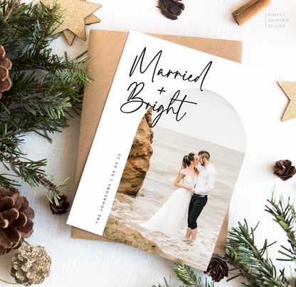 married and bright photo arch